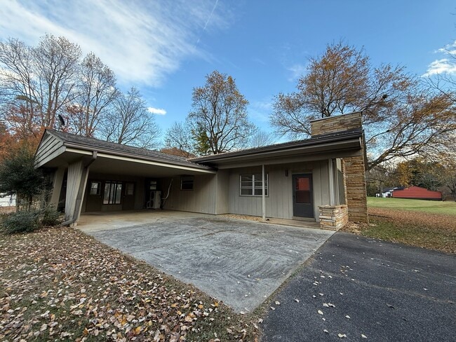 Building Photo - 230 C A Dr