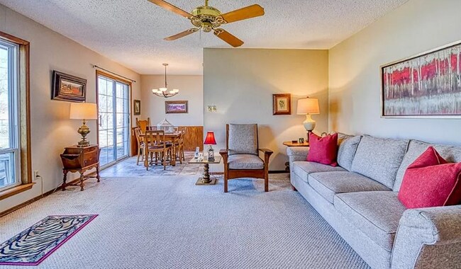 Foto del edificio - 1724 Bedford Ln