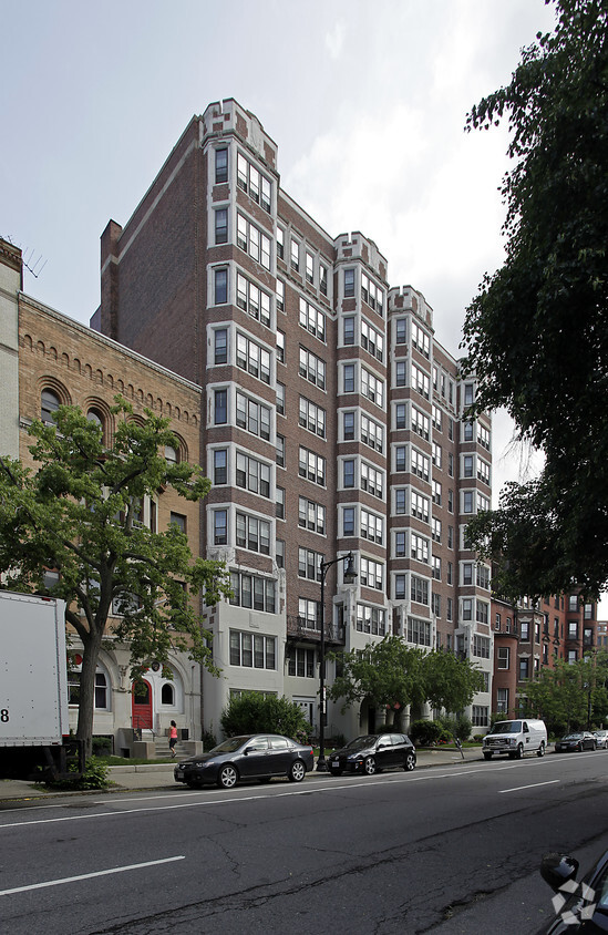 Foto del edificio - Danielsen Hall