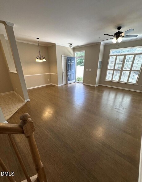 Foto del edificio - 2210 Valley Edge Dr