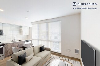 Building Photo - 109 S Division St