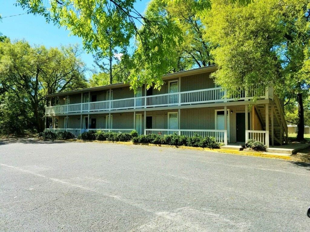 Primary Photo - 2307 S Fraser St