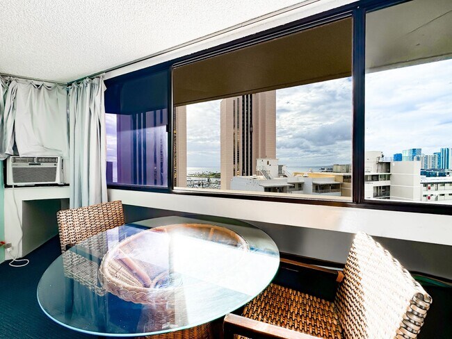 Building Photo - Furnished Condo with Ocean Views