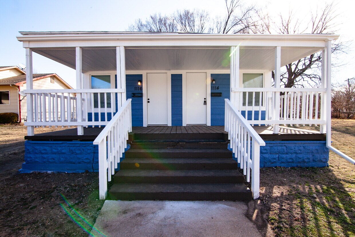 Primary Photo - 1116 N Ohio Ave