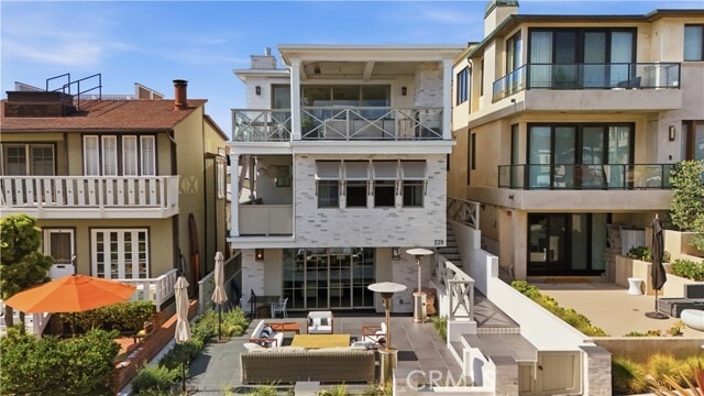 Building Photo - 229 Eighth St