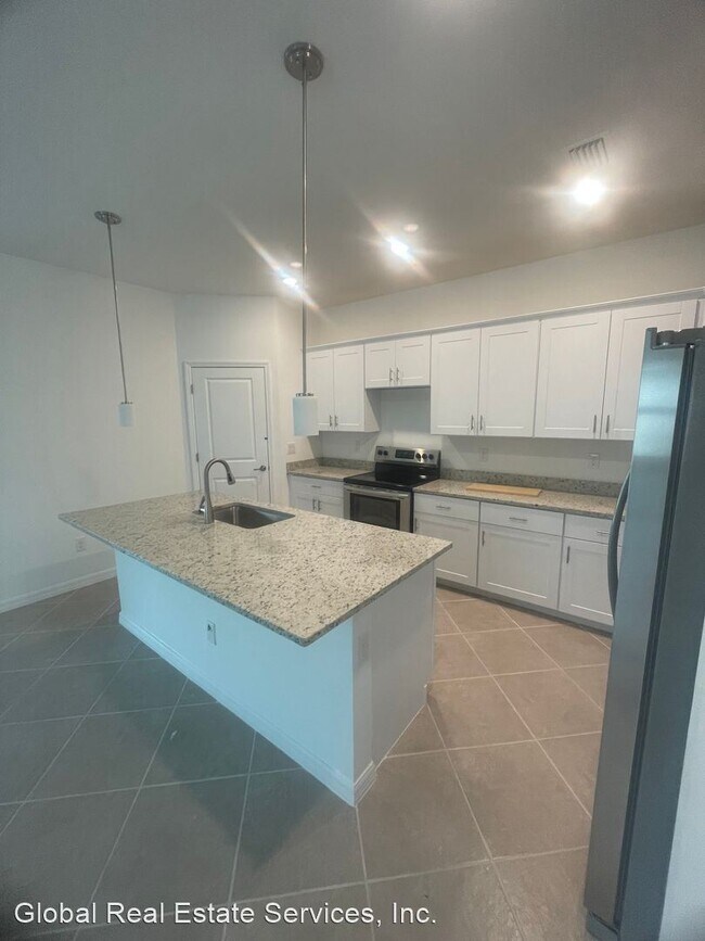 Foto del edificio - 3 br, 3 bath House - 1911 W. Isle Road