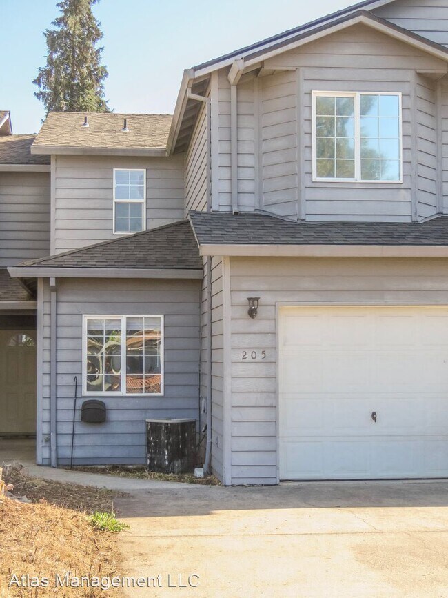 Foto del edificio - 3 br, 2.5 bath House - 205 3rd St