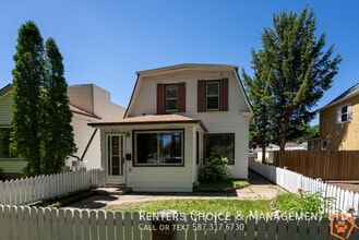 Building Photo - 522-12b 12b St N