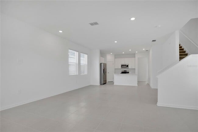 Building Photo - 714 Squire Ave