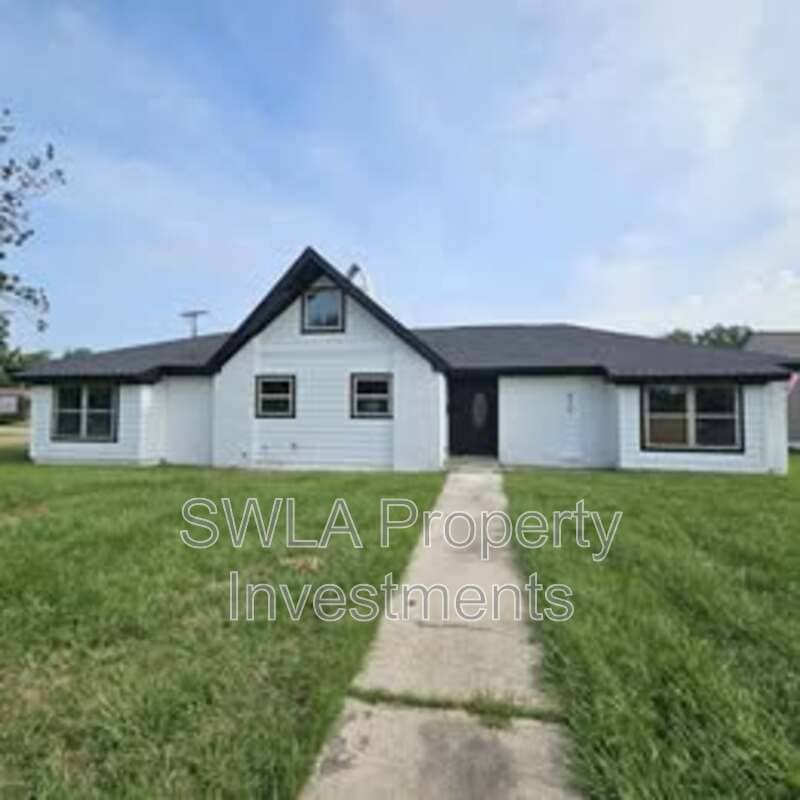 Primary Photo - 368 Vanessa Ave