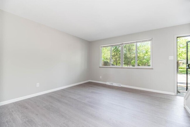 Foto del edificio - 1613 Fenton St
