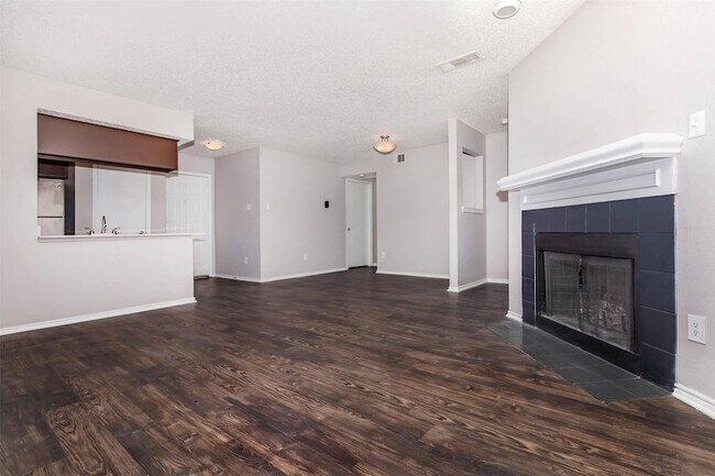 Building Photo - 8301 Boat Club Rd
