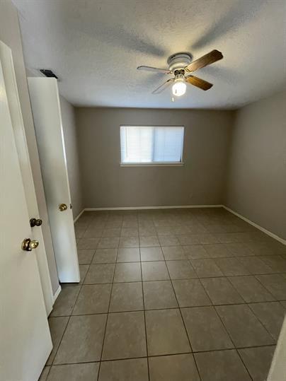 Foto del edificio - Cozy 1-Bedroom Haven on Friendship Ln - Yo...