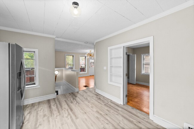 Building Photo - 4709 Franklin Blvd