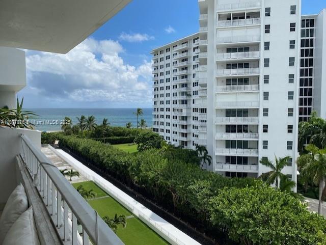 Foto principal - 199 Ocean Ln Dr