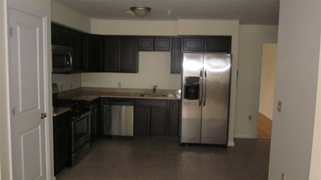 Building Photo - 536-538 29th St