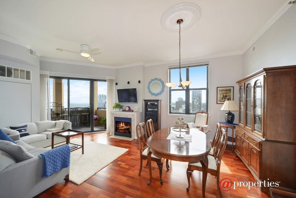 Foto principal - 1464 S Michigan Ave