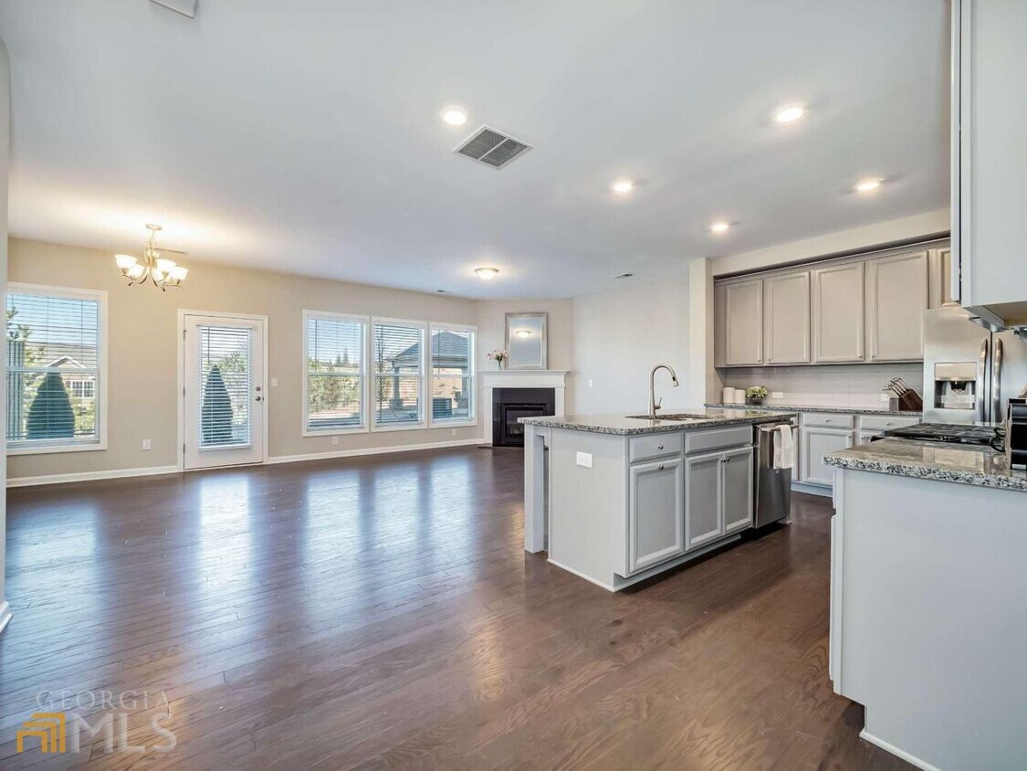 Primary Photo - 4030 Bryton Trace Dr