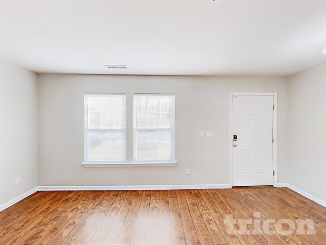 Foto del edificio - 501 Sawtooth Oak Drive