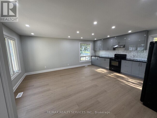 Photo du bâtiment - 41 MacLaren Ave