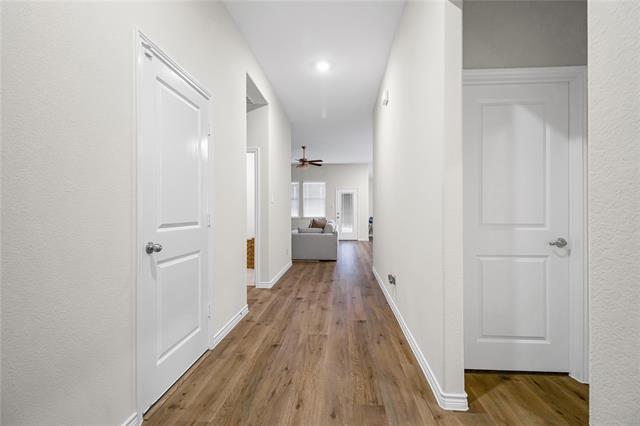 Building Photo - 3102 Moccasin Ln