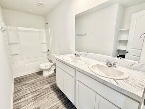 Building Photo - 1395 Rd 5102