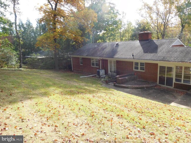 Foto del edificio - 6048 Old Telegraph Rd