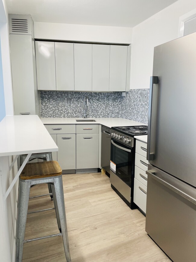 Kitchen - 300 N State St