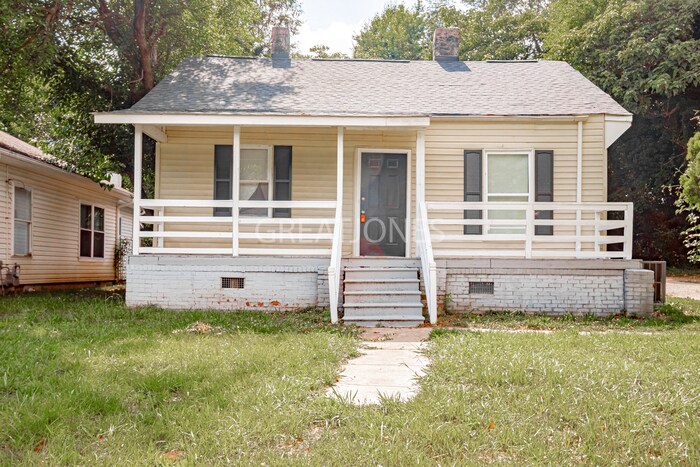 Primary Photo - REDUCED! - NOW OFFERING FIRST FULL MONTH F...