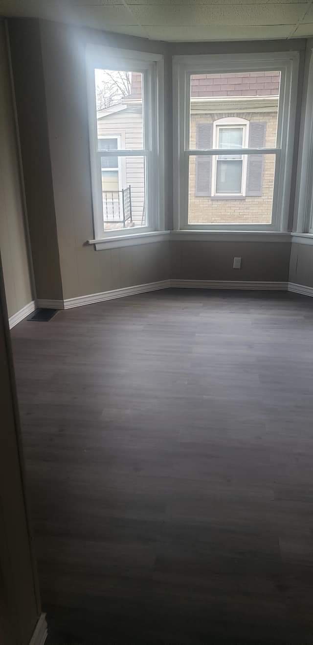Foto del edificio - 719 E Walton Ave
