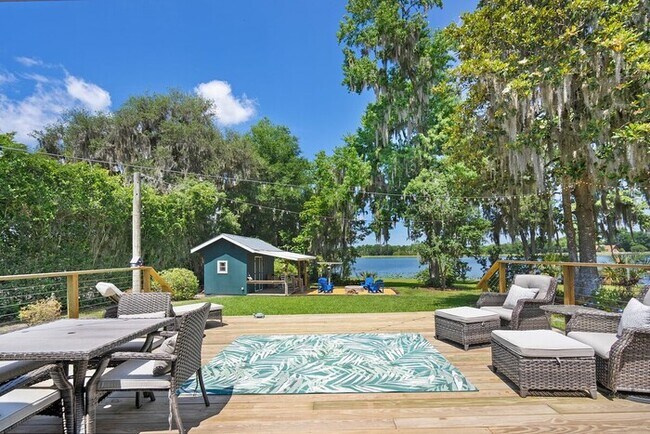 Foto del edificio - Bush Court