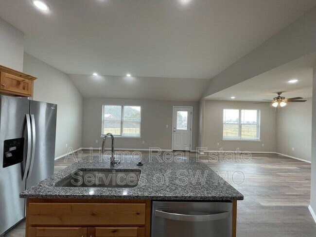 Foto del edificio - 529 S Evergreen Ave