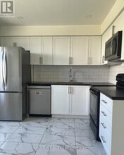 Building Photo - 135 Belmont Dr