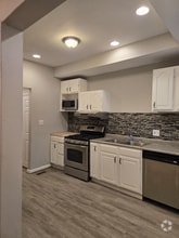 Building Photo - 5065 Northland Ave