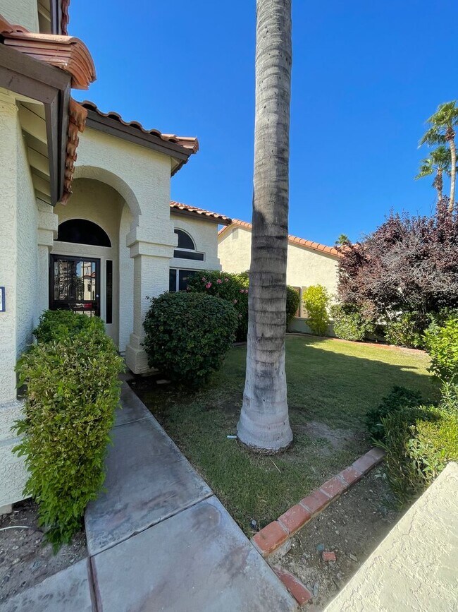 Building Photo - COMING SOON! Super Charming 4Bedroom/2.5Ba...