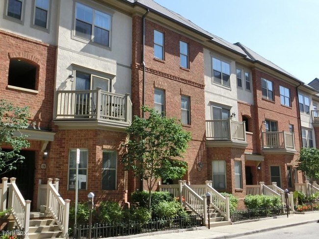Foto del edificio - 1 br, 1 bath Apartment - 36 W Russell St