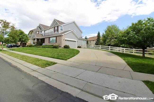 Building Photo - Don't miss this Spacious 4BD/3.5BA Home in Broomfield