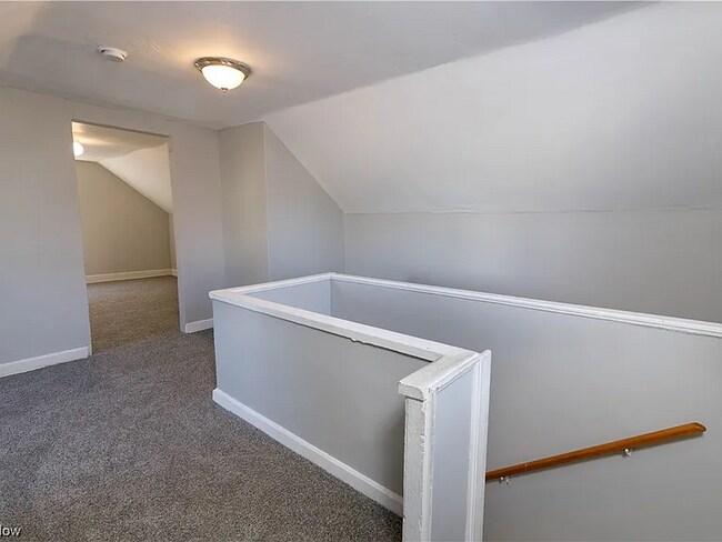 Foto del edificio - 3836 E 112th St