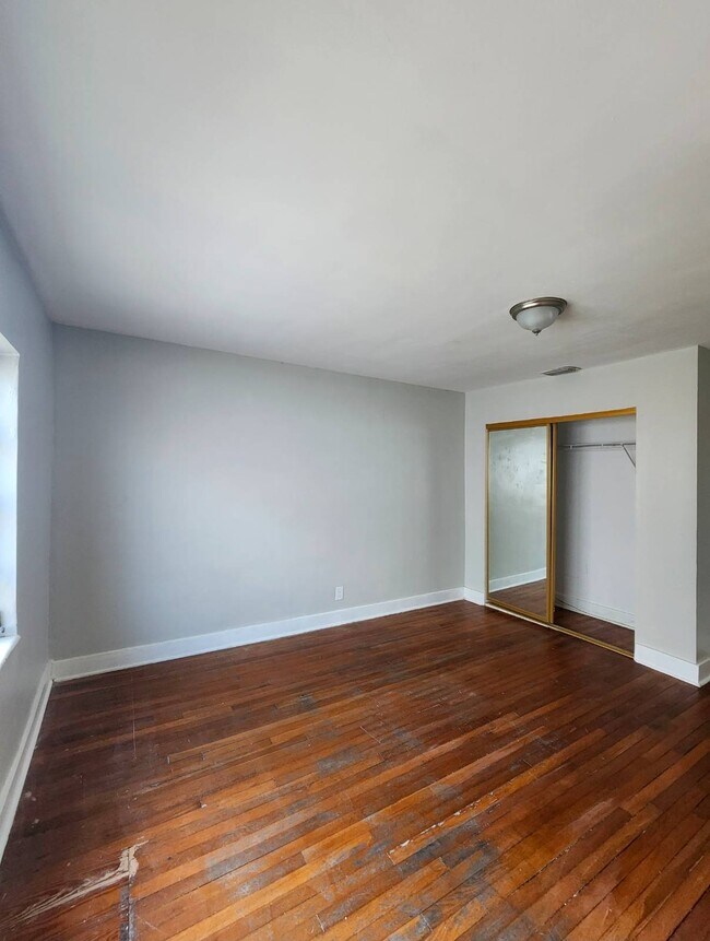 Foto del edificio - 2369 SW 17th St