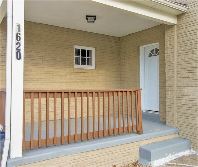Foto del edificio - Spacious 3-bed 2-bath home in Williamstown!