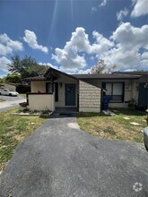 Building Photo - 11274 SW 116th Terrace