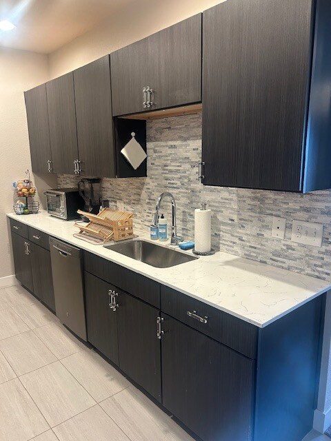 Foto del edificio - 1401 W 85th Ave