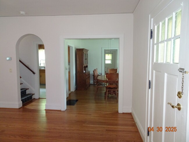 Foto del edificio - 2 Story Home in Toano VA for Rent