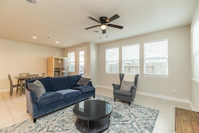 Foto del edificio - 3113 Planters Peak Dr