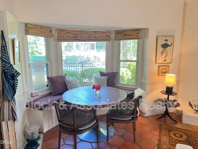 Building Photo - 1401 Governors Ct