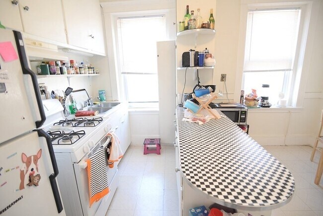 Foto del edificio - 15 Parkman St