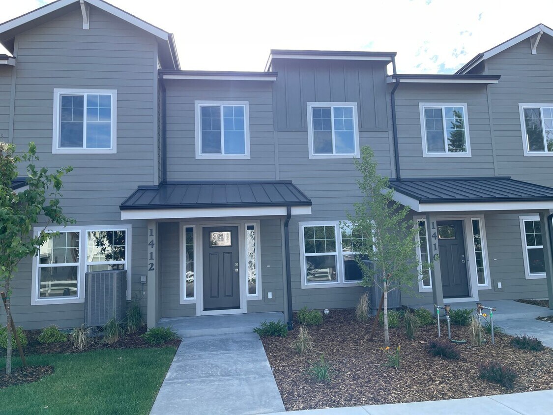 Primary Photo - New Construction 3 bed, 2.5 bath, 1 car ga...