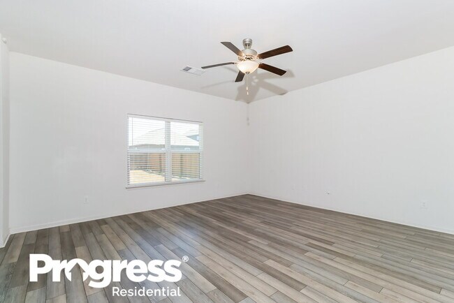 Building Photo - 18604 Allen Welch Dr