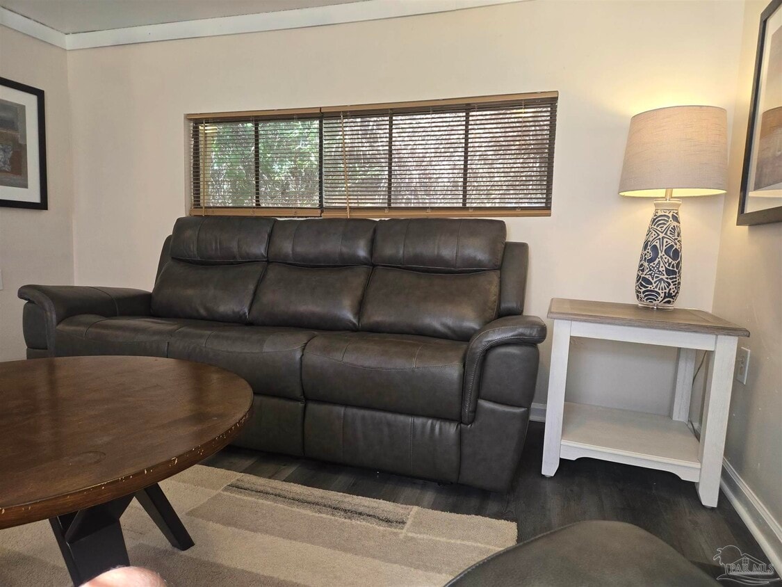 Foto principal - 6111 Lebanon Ln