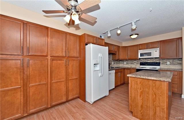 Foto del edificio - 1329 Prospect Village Ln